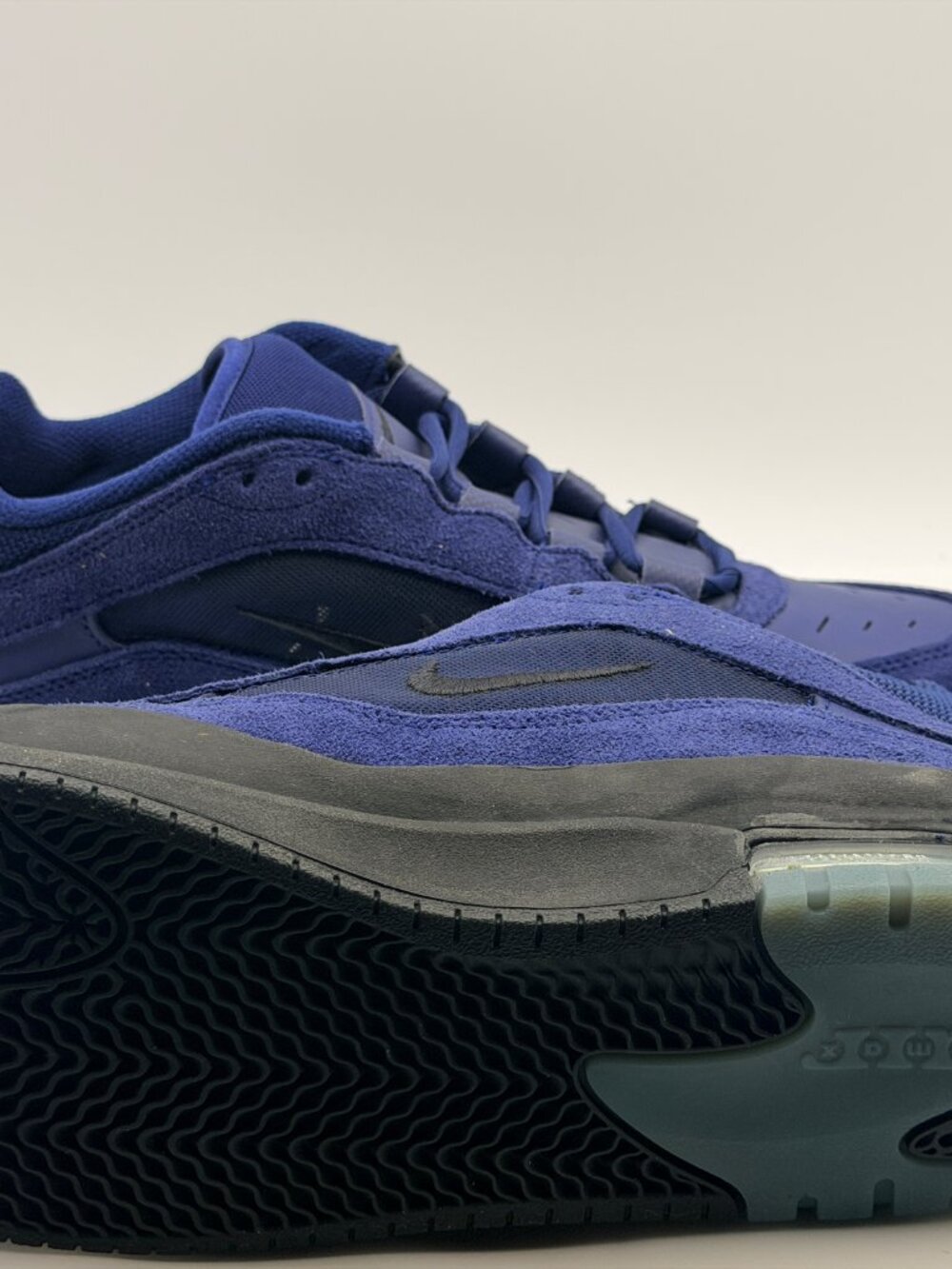 New 9M Nike SB Air Max Ishod Wair - Blue Void Radiant Blue - Picture 5 of 6